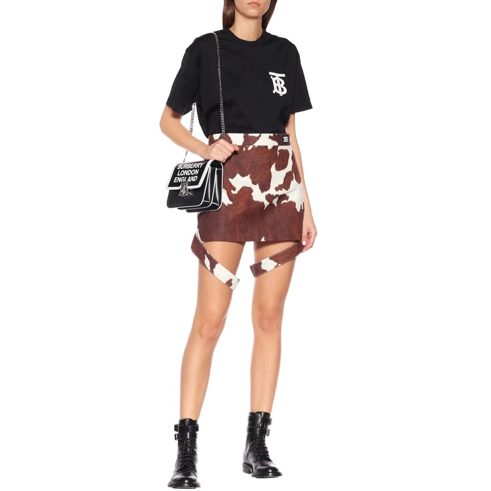 EUC Men’s Medium/Women’s Large Burberry Emerson Oversized Tee With TB Monogram - Picture 5 of 12